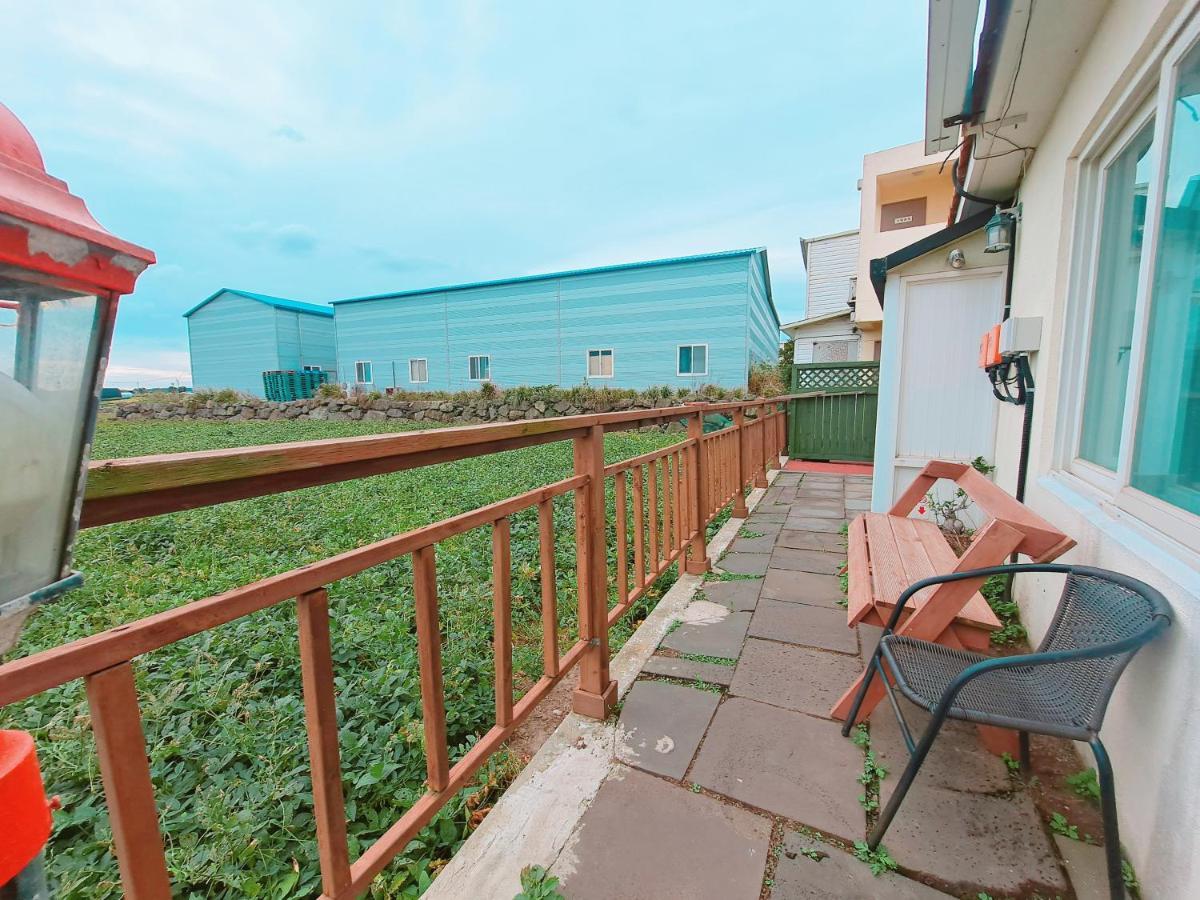 Jeju Gillime Pension Exterior photo